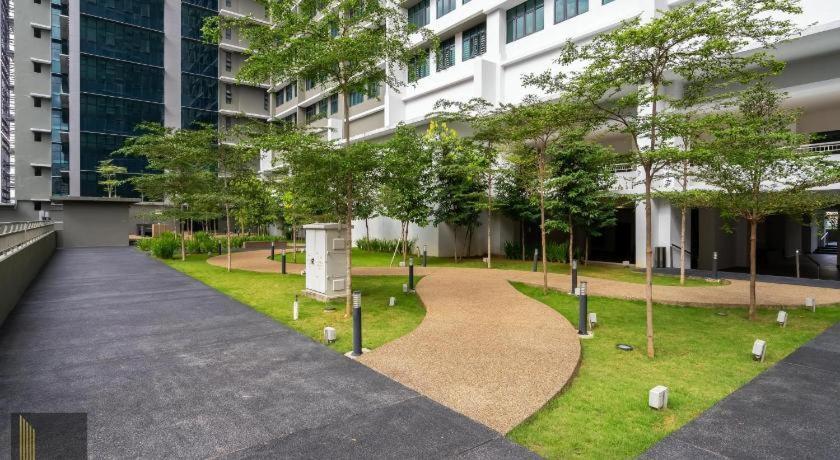 Legasi Kampung Baru By Twenty7 Apartment Kuala Lumpur Exterior photo